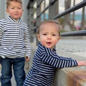 Me & Henry Ripley Striped Romper 12-18M NWT Blue White Cotton Baby Boy Outfit
